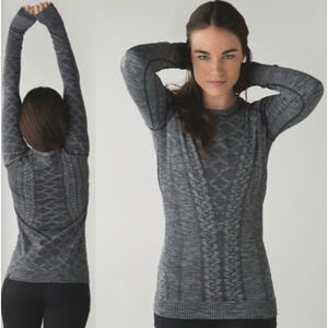 Lululemon Rest Less Pullover Top Womens 6 Grey Long Sleeve Yoga‎ Gym Geometric